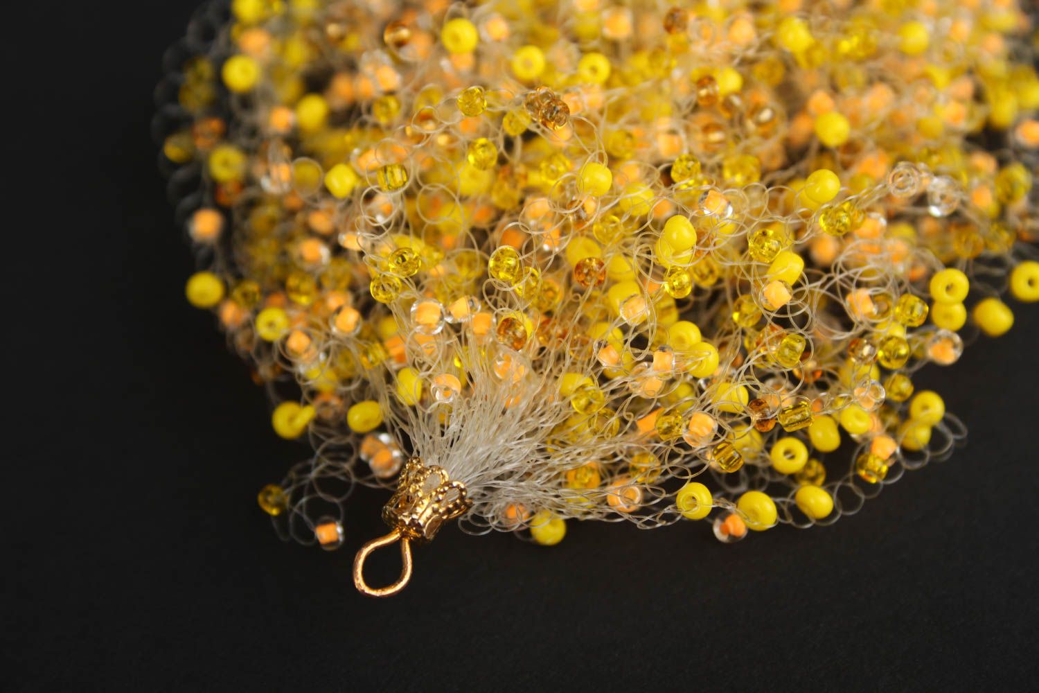 Браслет из бисера браслет ручной работы браслет-воздушка желтый яркий красивый фото 5