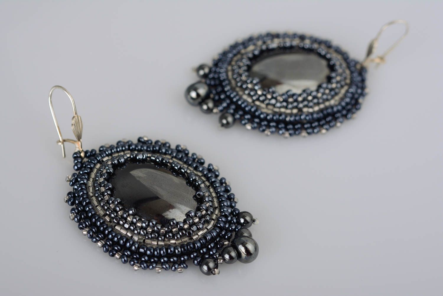 Handmade evening oval dark dangling earrings with beads and natural stones photo 2