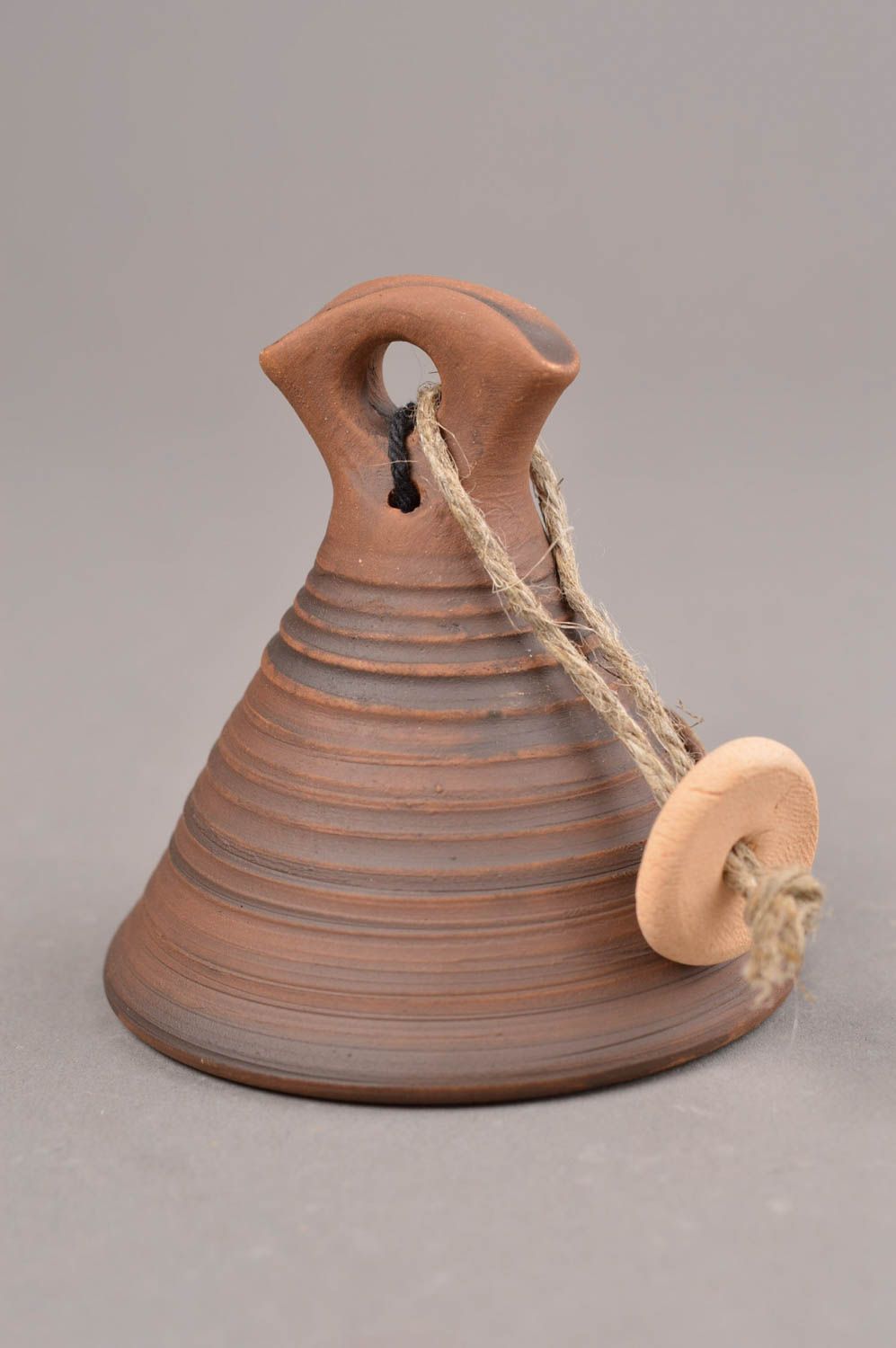Cloche à vent en céramique marron originale faite main avec cordelette en lin photo 7