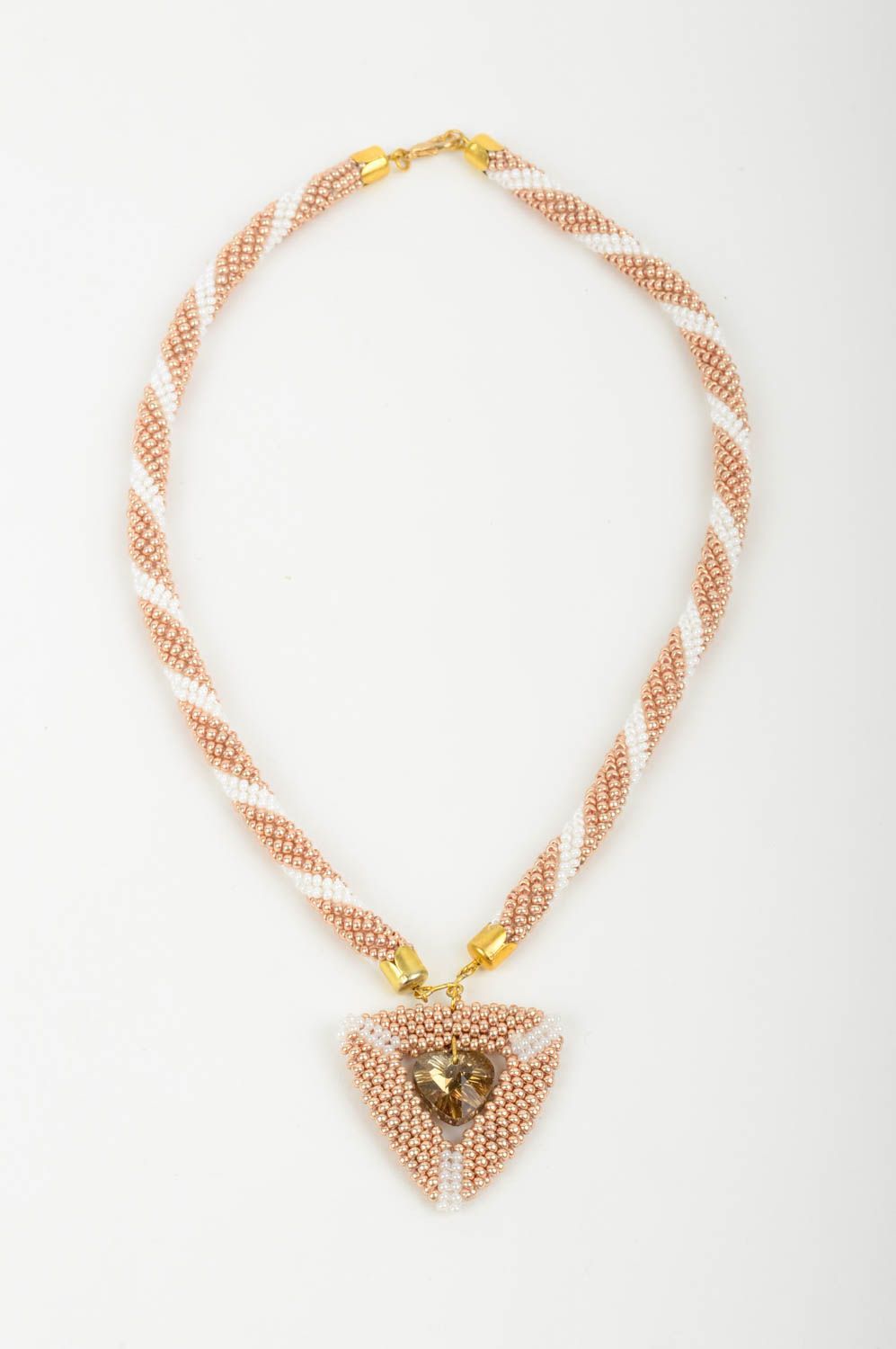 Collier perles rocaille Bijou fait main beige avec pendentif Accessoire femme photo 2