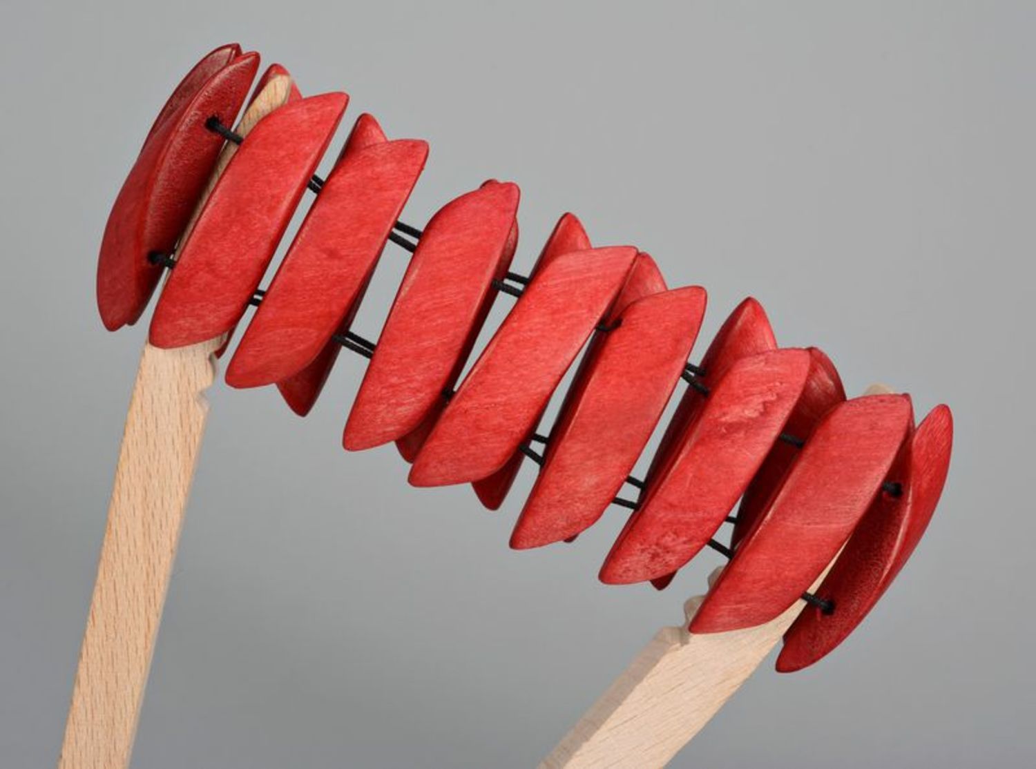 Bracciale di legno fatto a mano braccialetto rosso braccialetto da polso
 foto 3