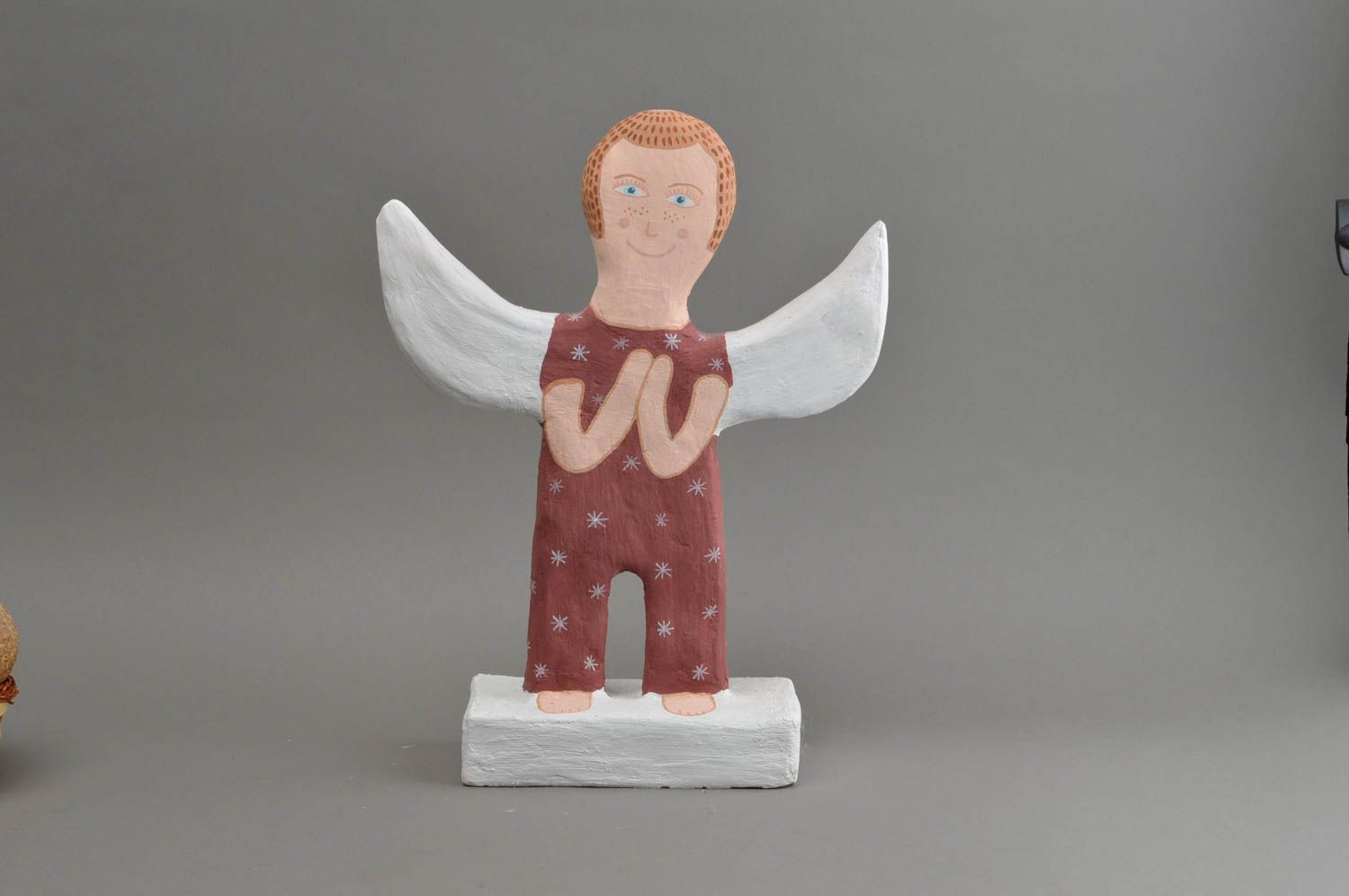 Schöne originelle Deko Figur aus Gips mit Bemalung in Form vom Engel handgemacht foto 2