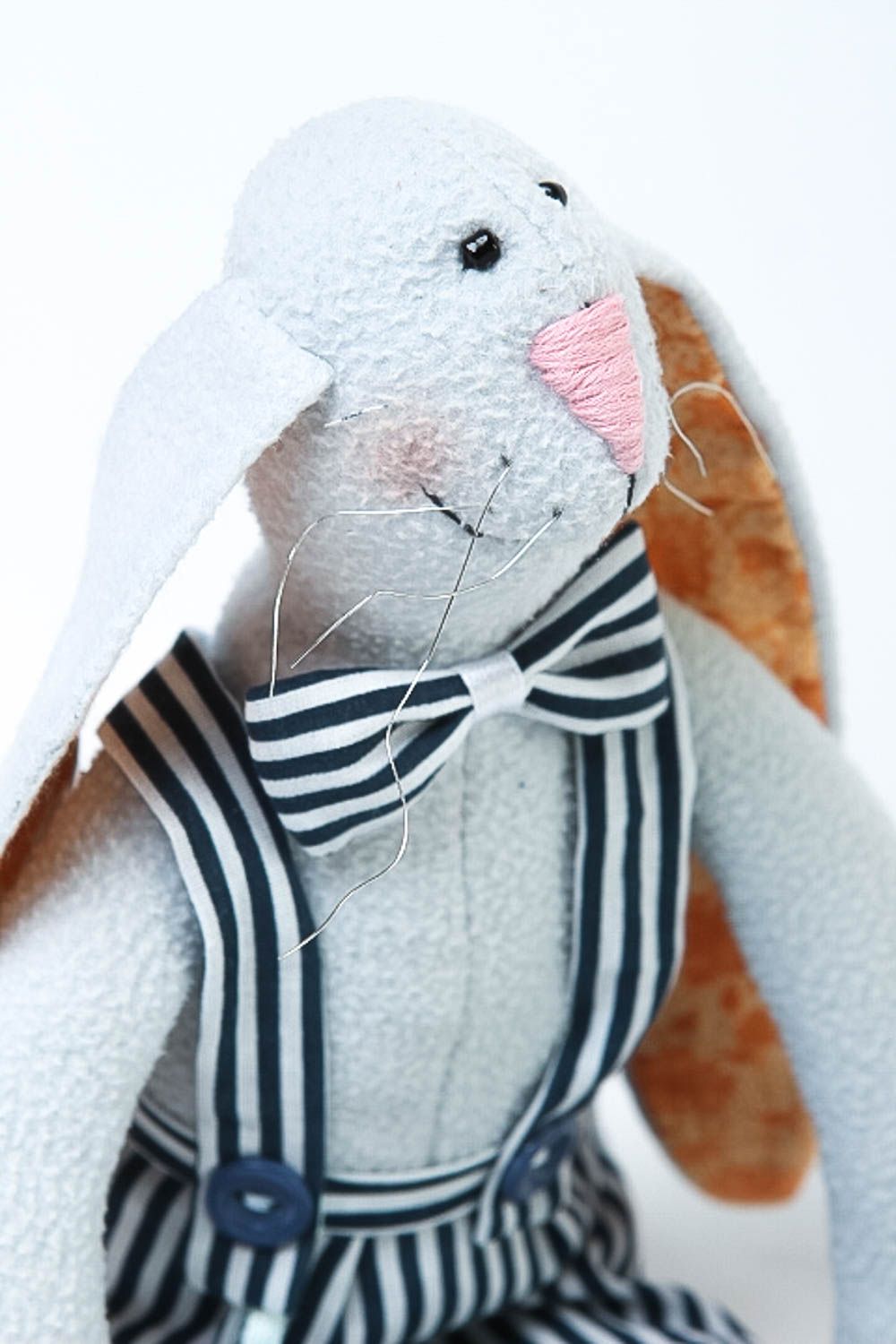 Интерьерная игрушка ручной работы игрушка-заяц в костюме авторская игрушка.  фото 3