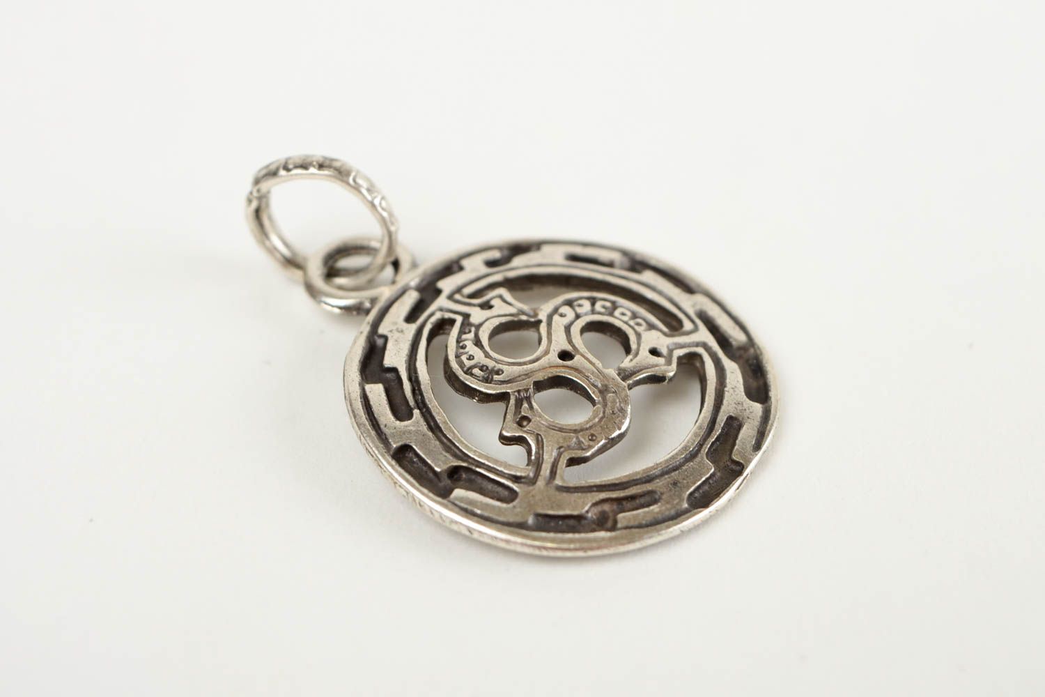 Round handmade metal pendant artisan jewelry designs unisex jewelry ideas photo 4