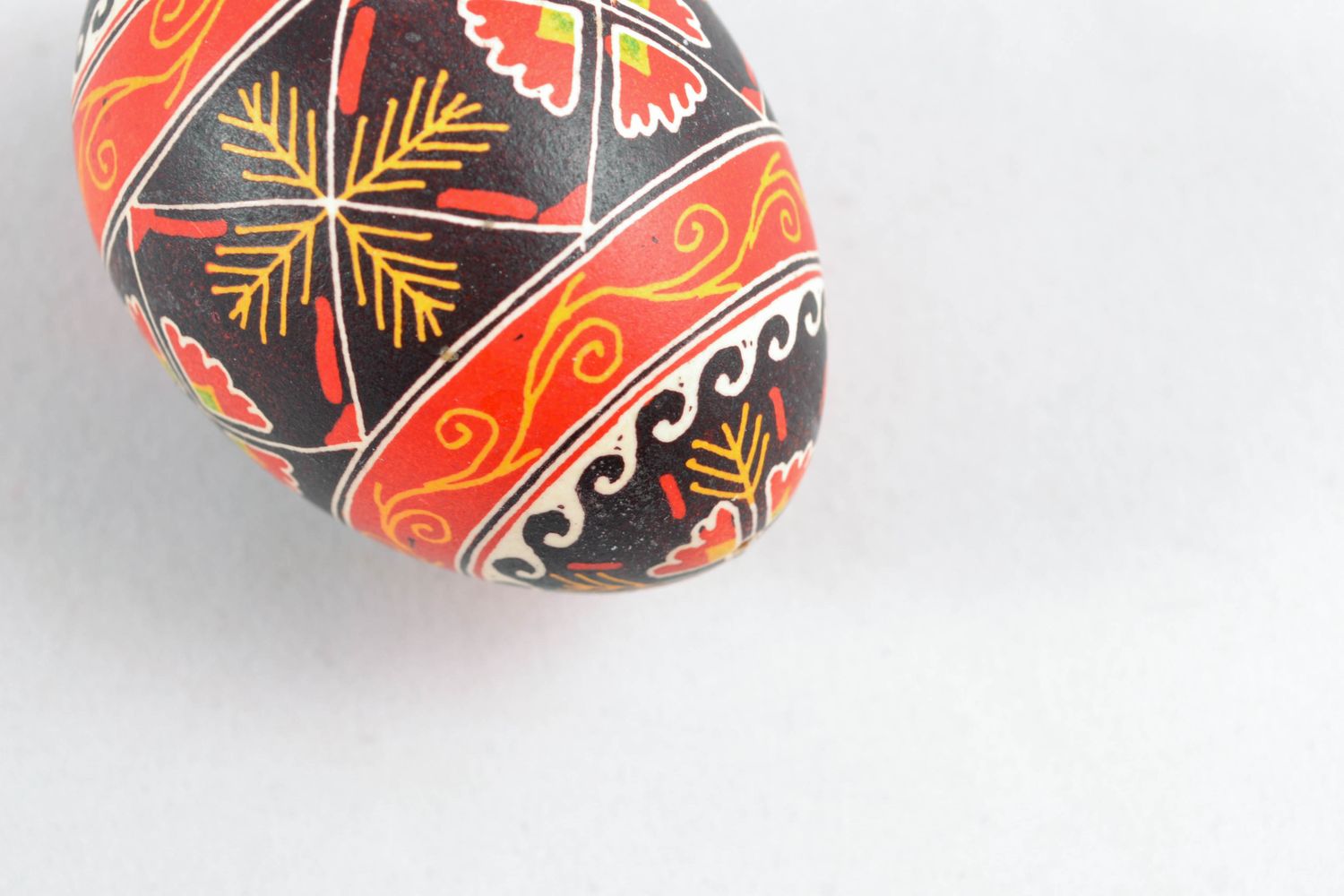 Huevo de Pascua artesanal ucraniano  foto 5