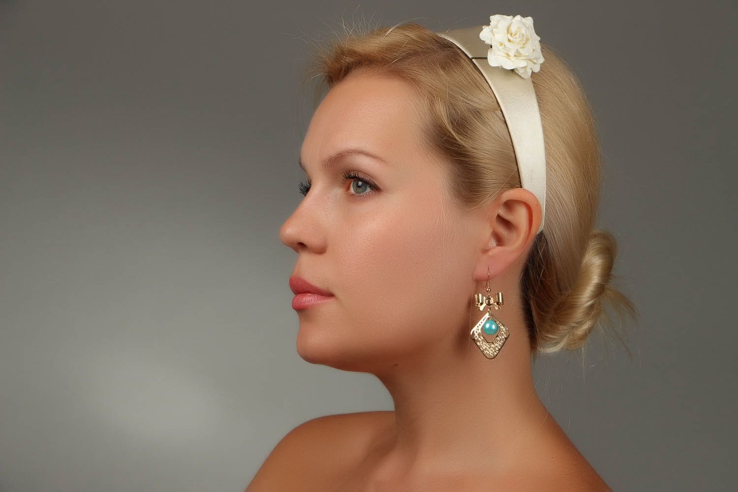 Earrings with bows photo 5