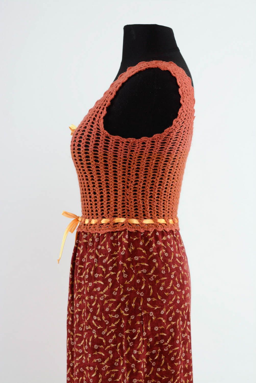 Robe brune tricotée à main artisanale photo 3