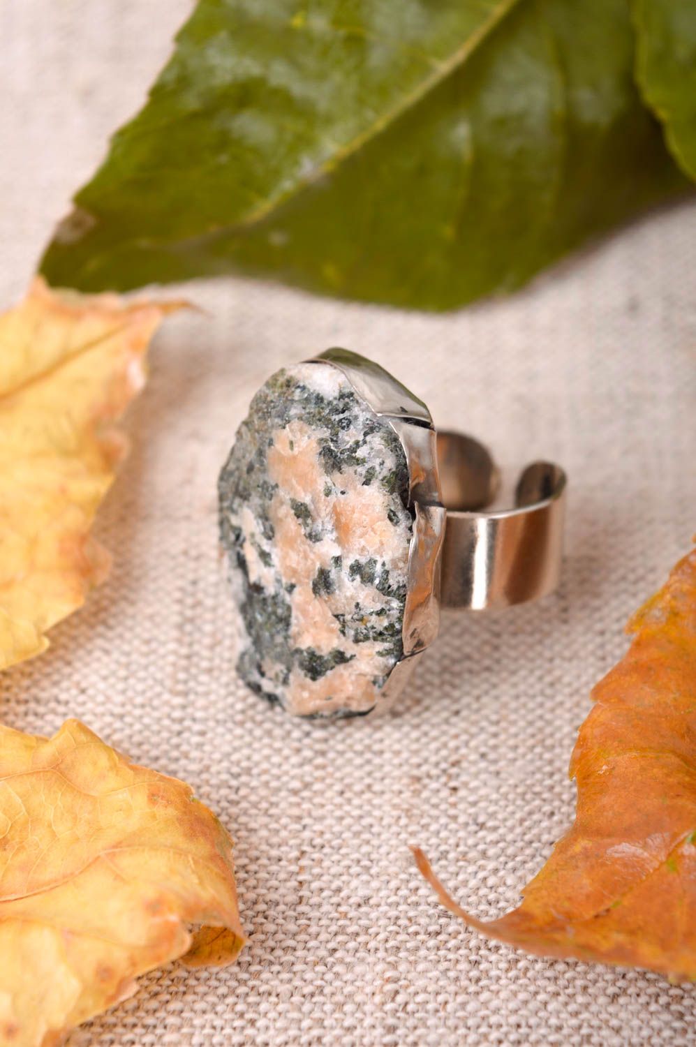 Кольцо ручной работы кольцо из мельхиора с камнем металлическое украшение фото 1