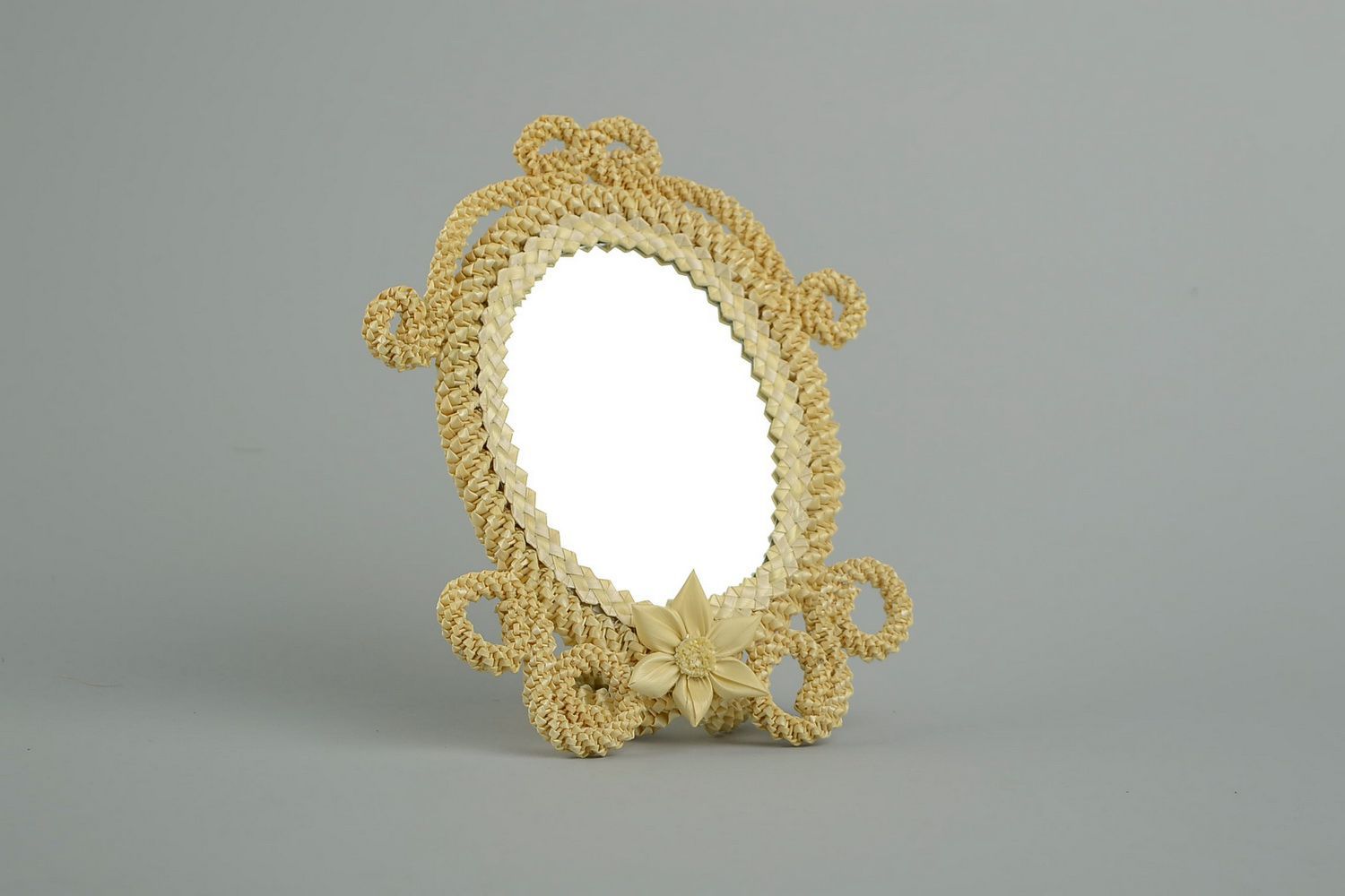Straw mirror with holder photo 1