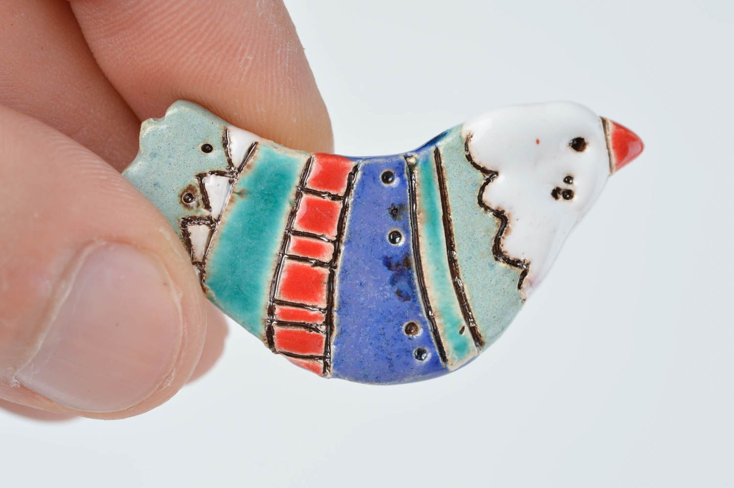 Spilla in ceramica fatta a mano accessori originali d'autore a forma di uccello
 foto 5