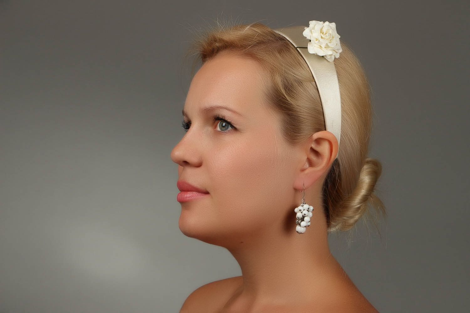Boucles d'oreilles artisanales avec agate blanche  photo 4