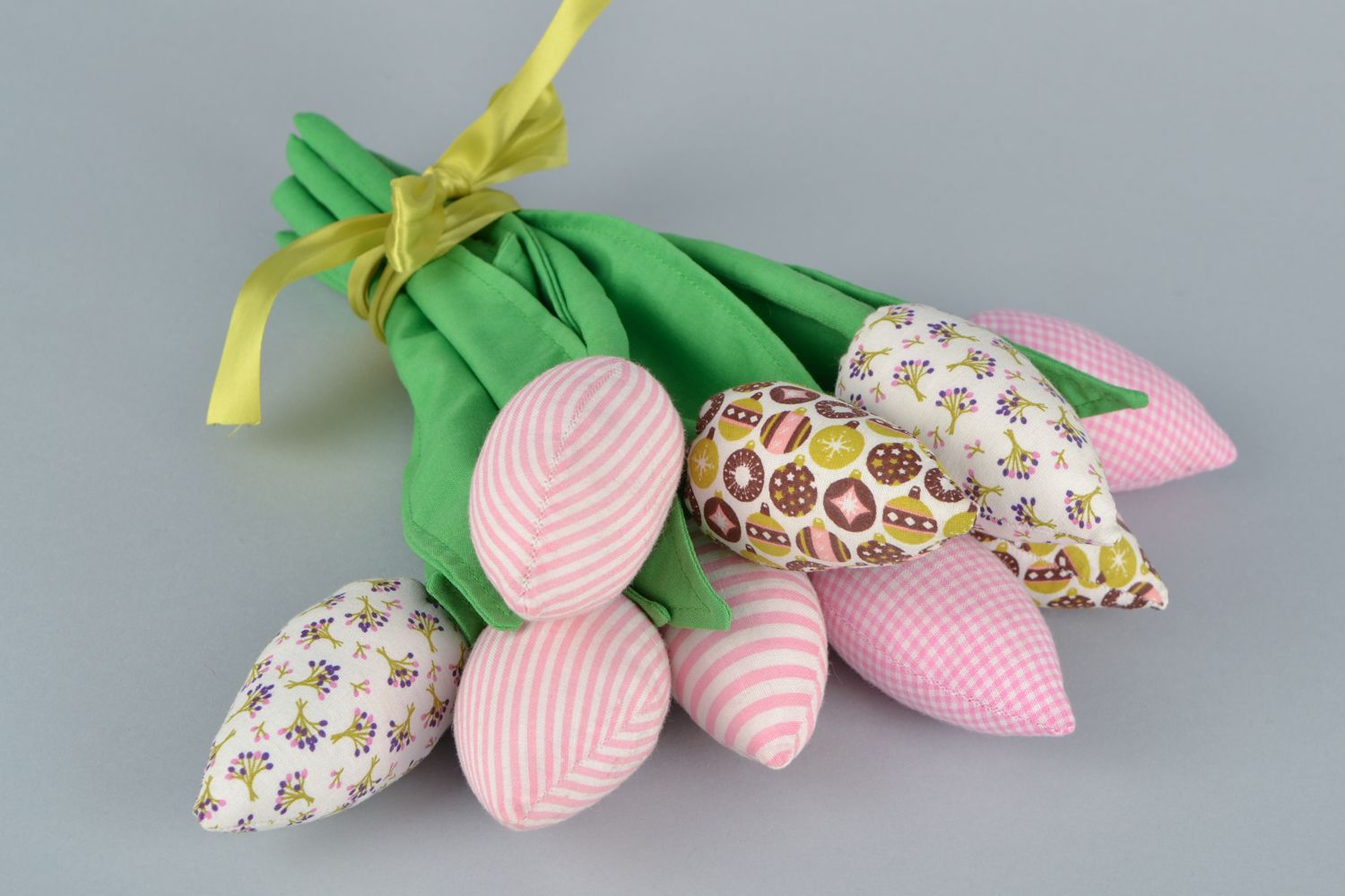 Bouquet of decorative flowers made of fabric 9 items  photo 3