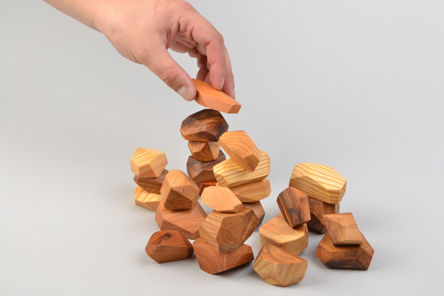 Игрушка гора камней 24 шт деревянный конструктор головоломка для детей и взрослых фото 2