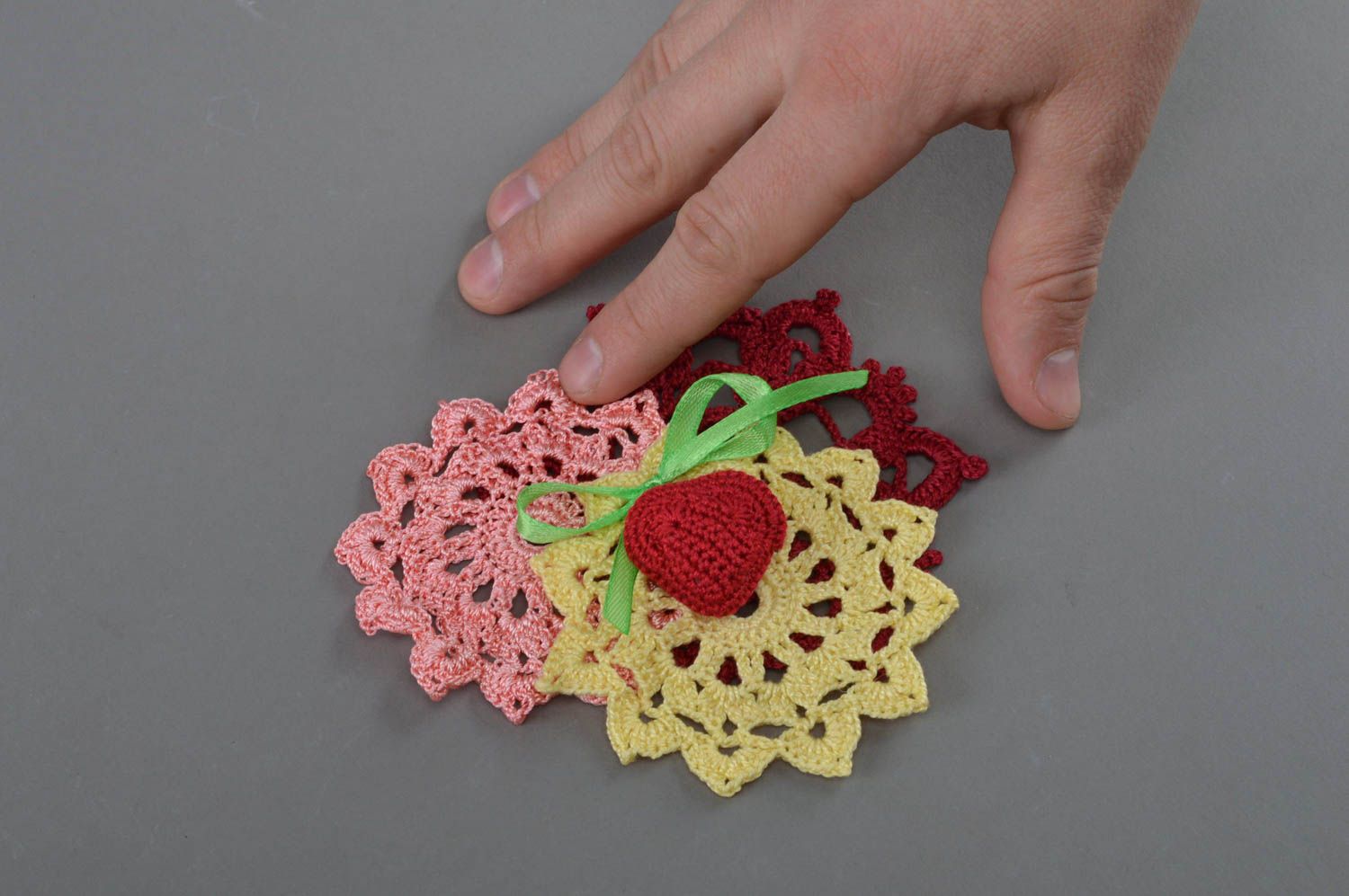 Decorative crocheted handmade cotton napkin for coffee table home decor ideas photo 4