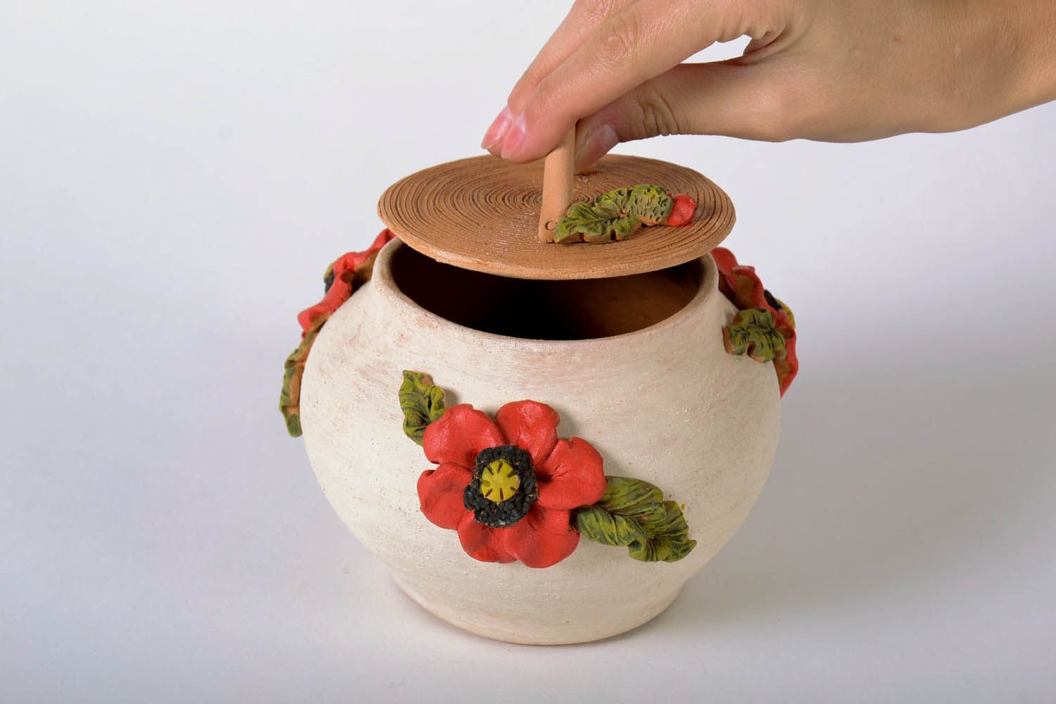 Pot with lid photo 5