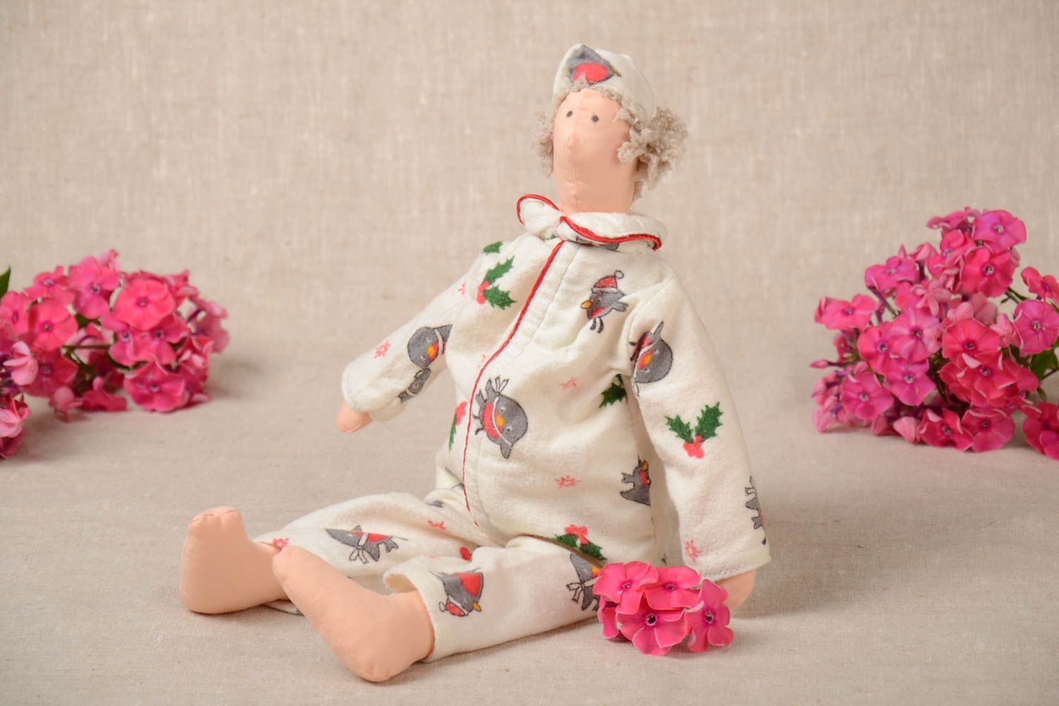 Handmade Puppe aus Stoff Kinder Spielzeug Deko für Zimmer niedliche Nachtmütze foto 1