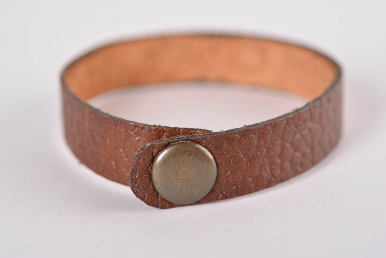 Bracelet cuir fait main Bracelet original fin marron Accessoire en cuir photo 3