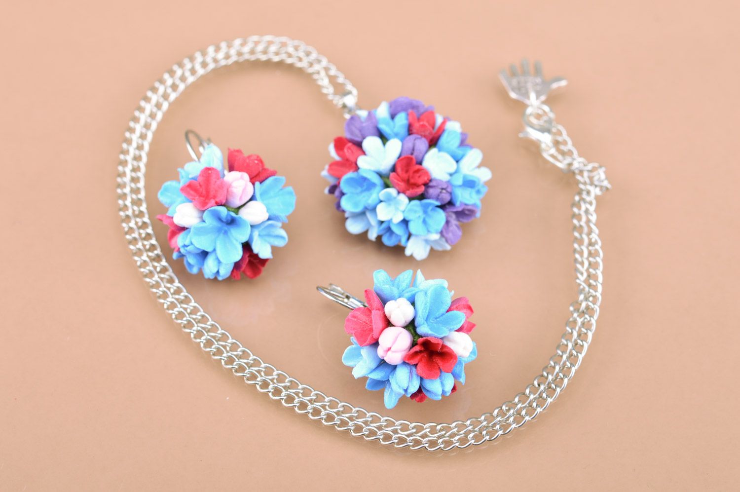 Handmade polymer clay jewelry set 2 items flower earrings and pendant with chain photo 1