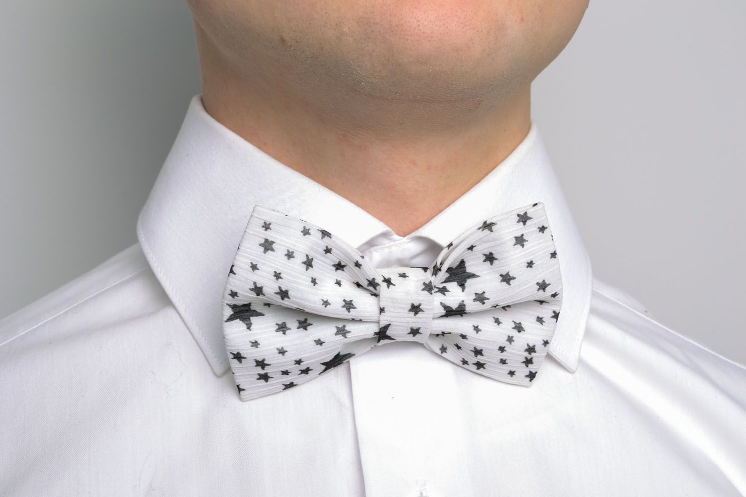 Bow tie with stars photo 5