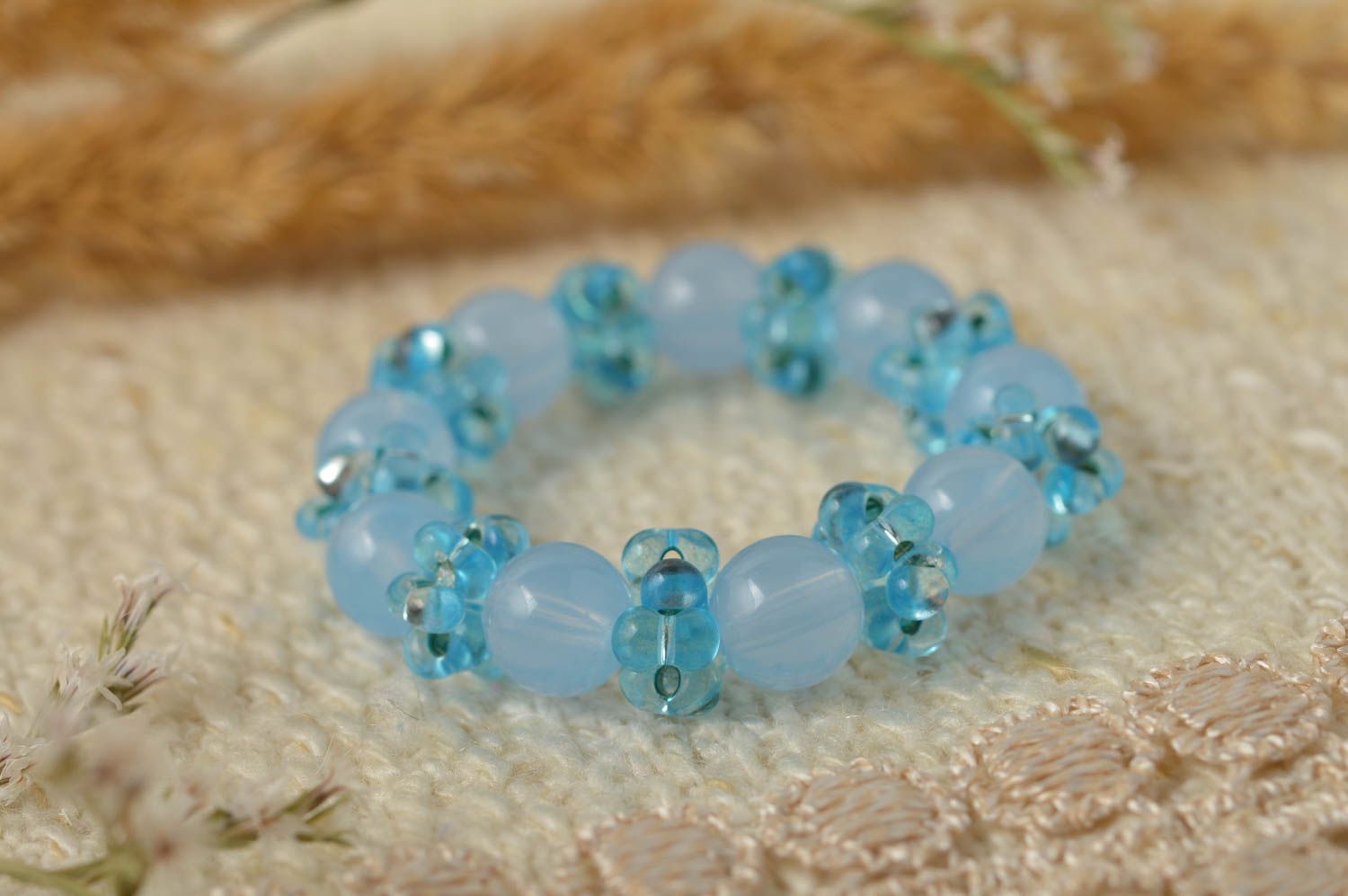 Modeschmuck Armband Kinder Accessoire Perlen Armband handmade in Blau auffallend foto 1