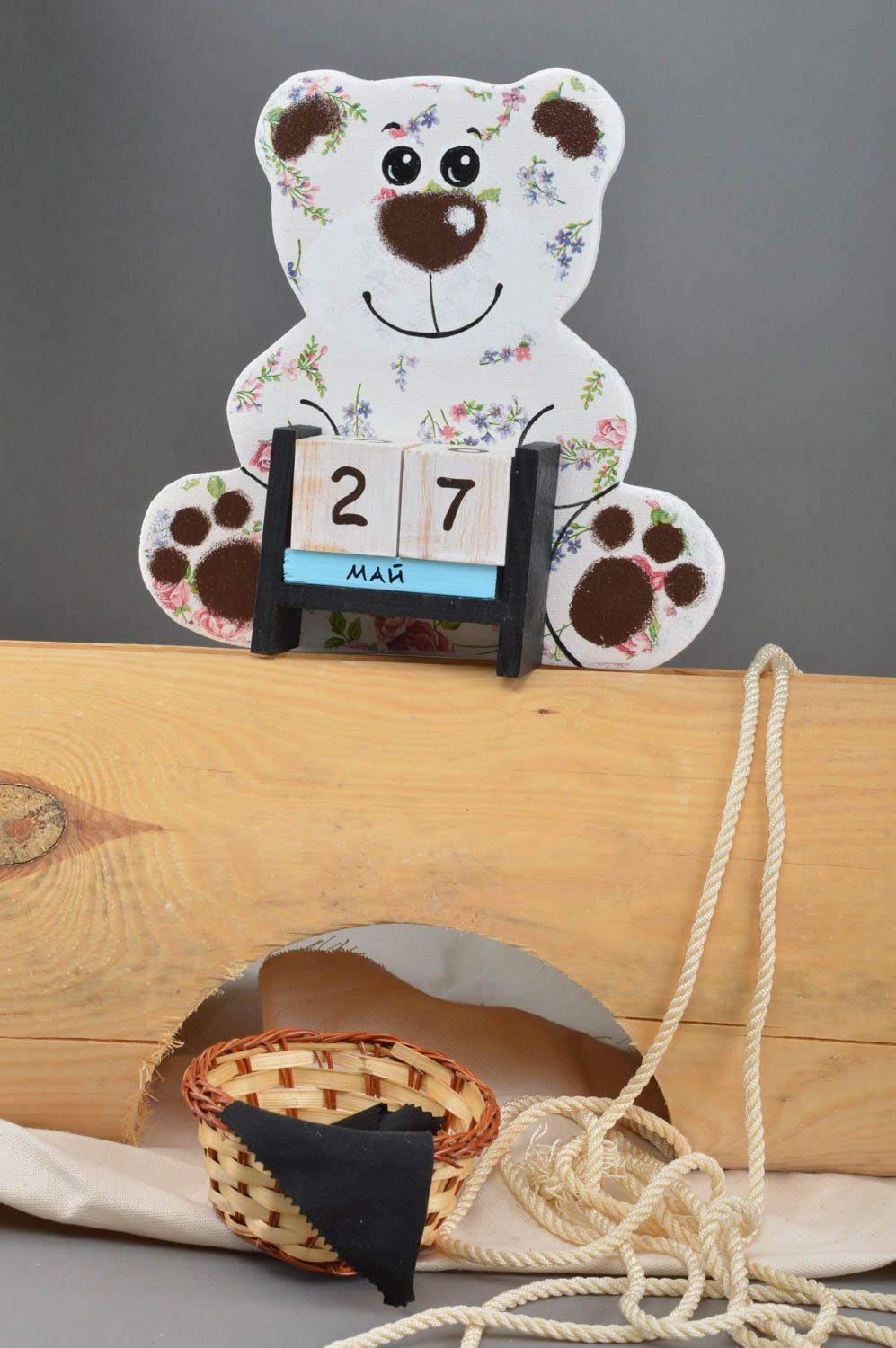 Kinder Holz Tischkalender Bär in Decoupage Technik handgeschaffen lustig grell foto 1