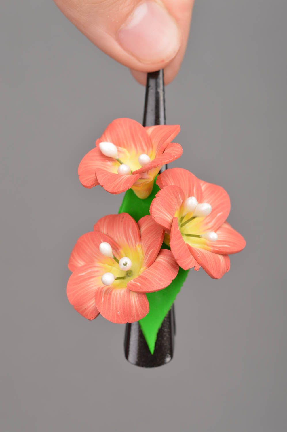 Handgemachte Blumen Haarklammer aus Polymerton Pfirsich Blumen für Mädchen foto 5