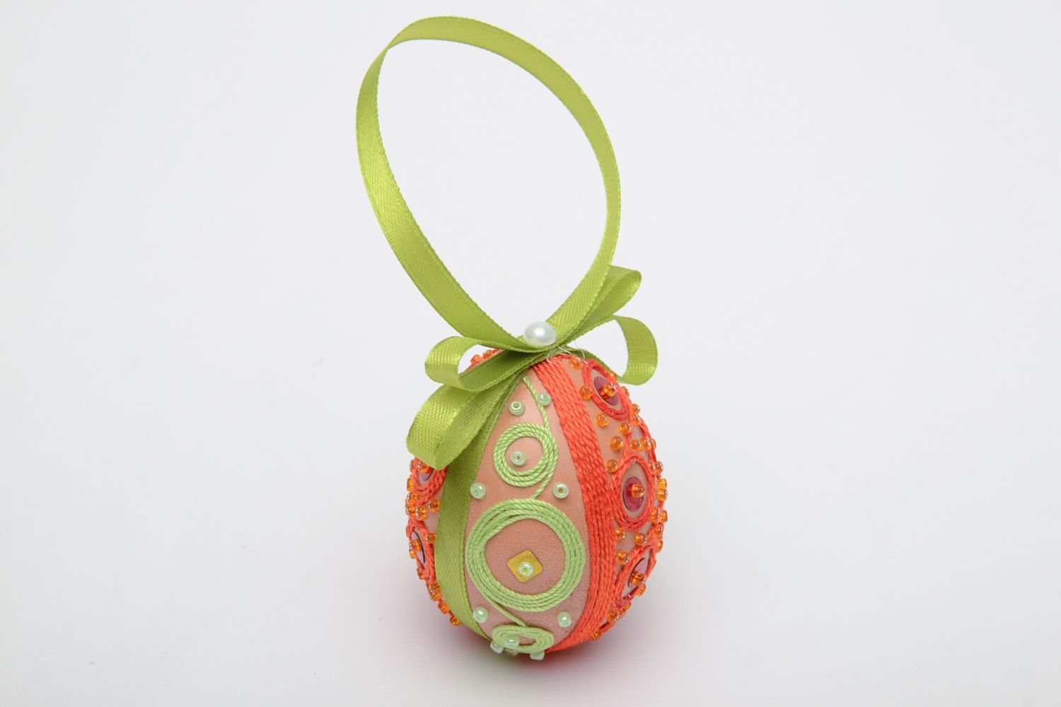 Interior hanging egg with beads and paillettes photo 3