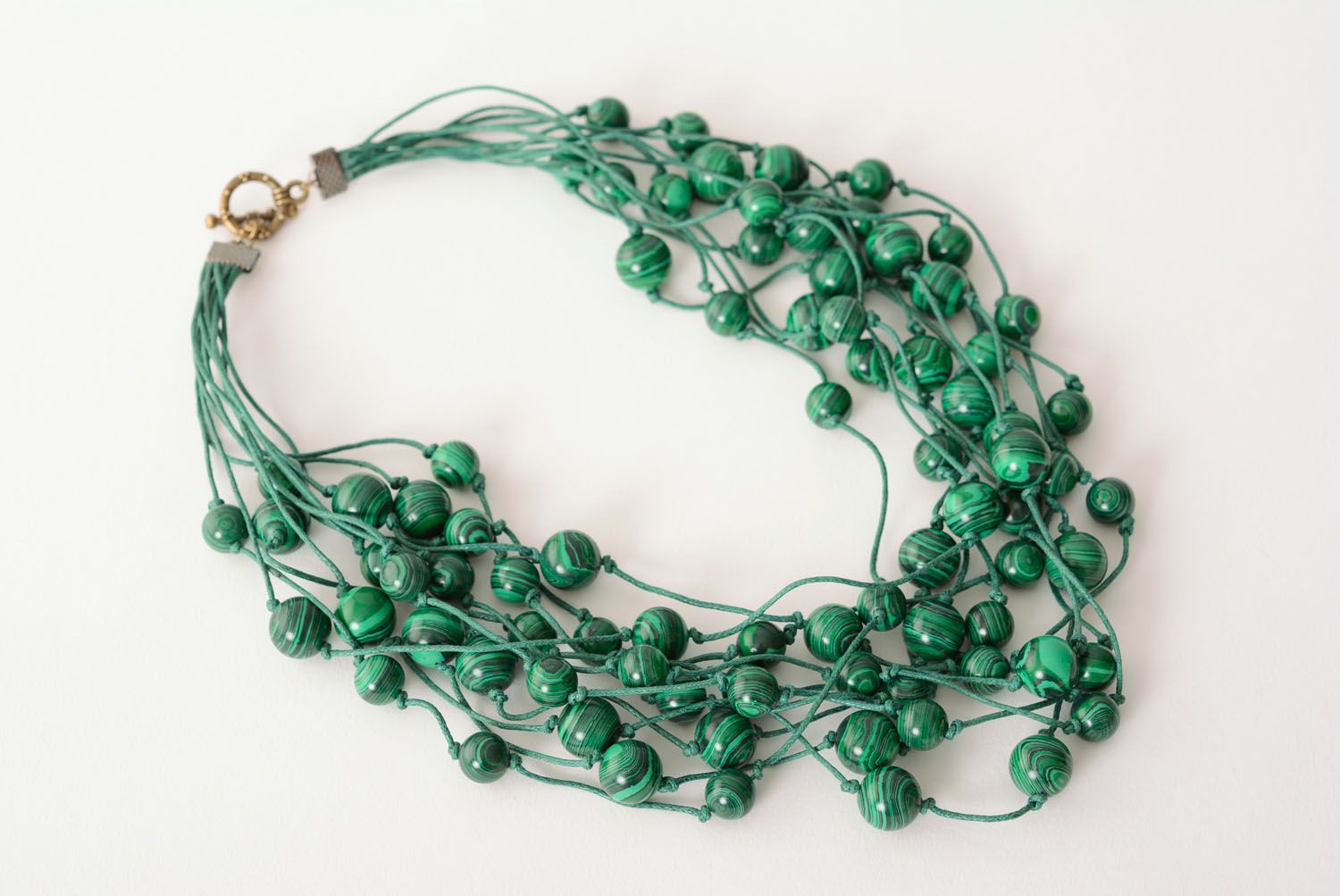 Necklace with malachite photo 3