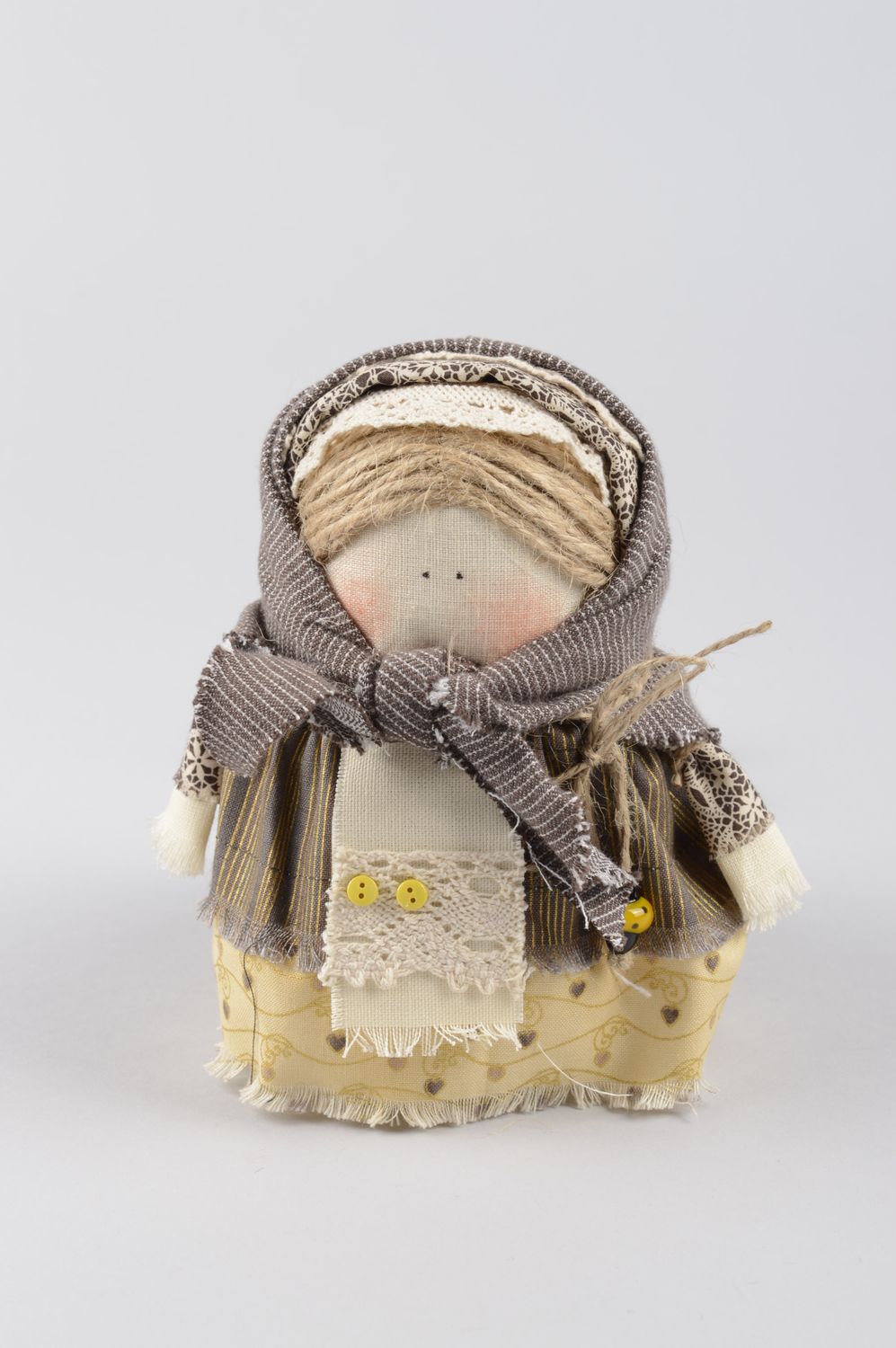 Muñeca de trapo pequñita hecha a mano decoración de hogar regalo original foto 1