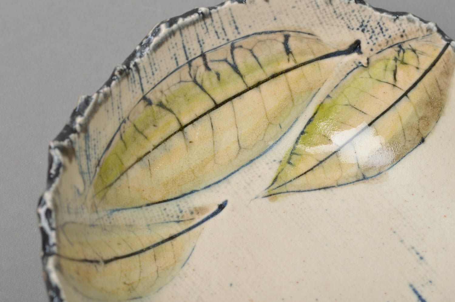 Фарфоровый салатник лепной покрытый глазурью ручной работы в осеннем стиле фото 3