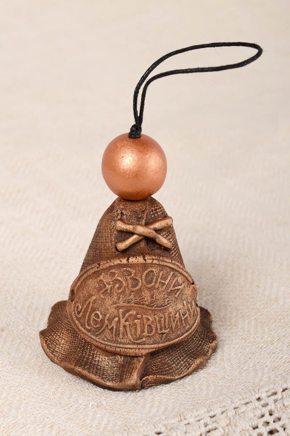 Колокольчик из глины ручной работы глиняный сувенир милый колокольчик сувенирный фото 1