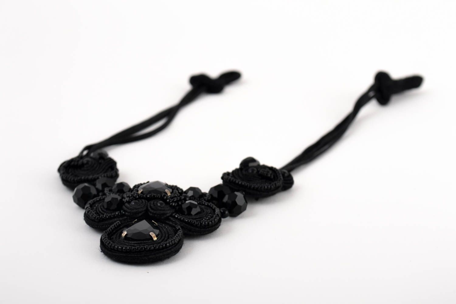 Handmade schwarze Damen Halskette Halsschmuck für Damen Schmuck Collier bestickt foto 3