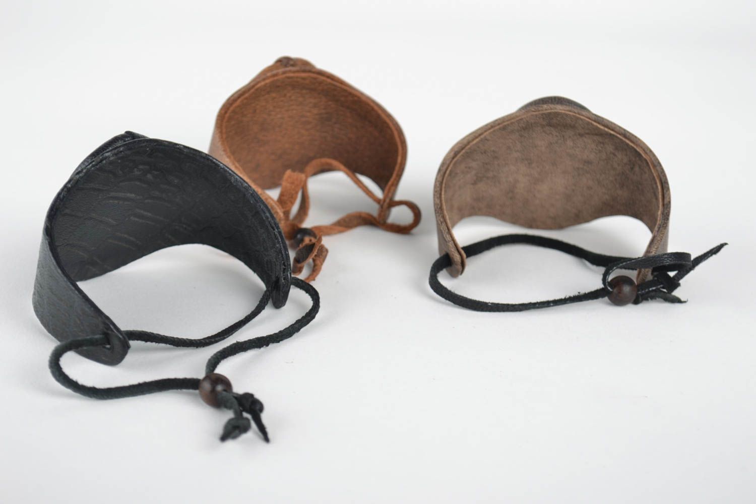 Handmade Leder Armbänder Designer Schmuck Accessoires für Frauen 3 Stück foto 2
