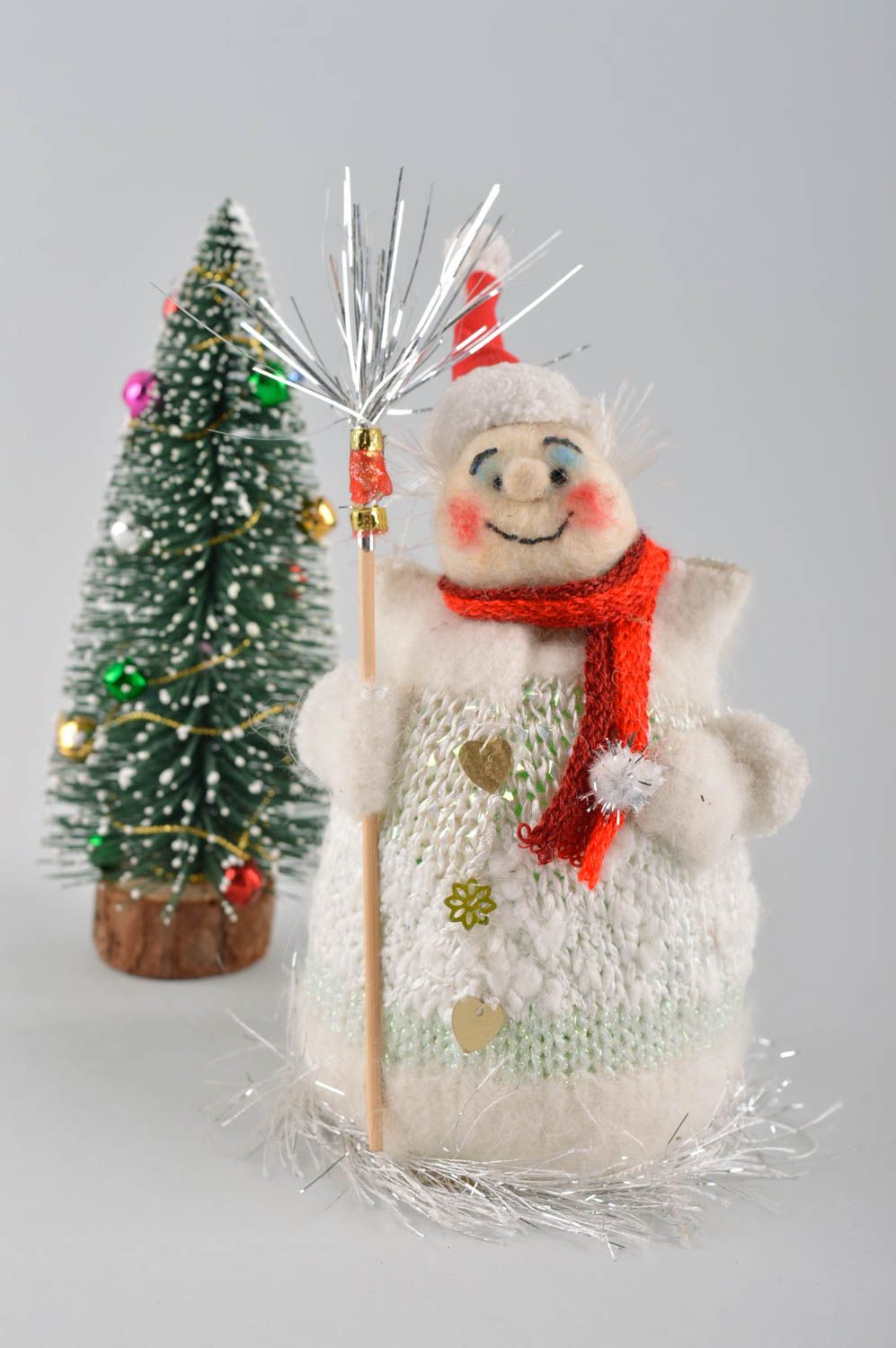 Игрушка ручной работы интерьерная игрушка мягкая игрушка снеговик праздничный фото 1