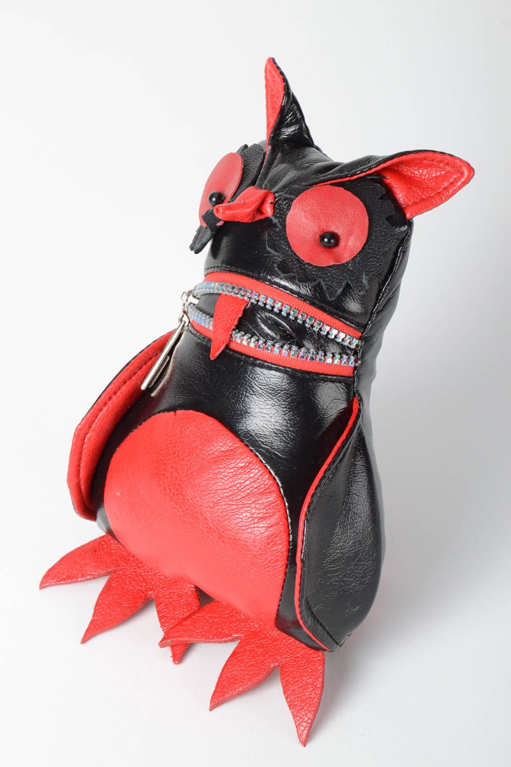 Hibou décoratif en cuir Jouet fait main rouge noir extravagant Déco maison photo 2