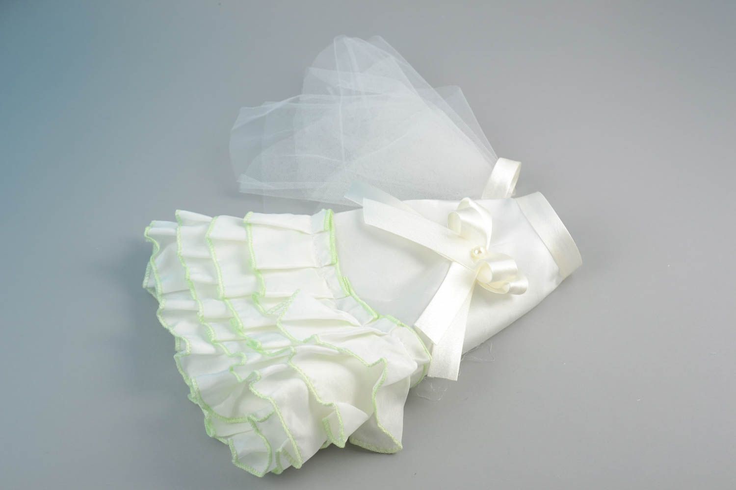 Helle weiße handgemachte Flaschen Kleidung Brautkleid und Brautschleier foto 2