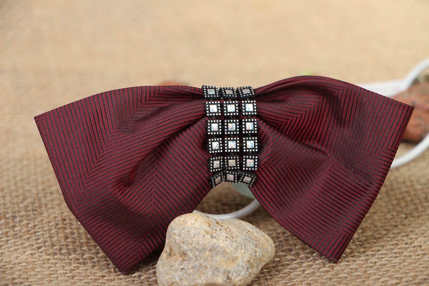 Elegant textile bow tie photo 5