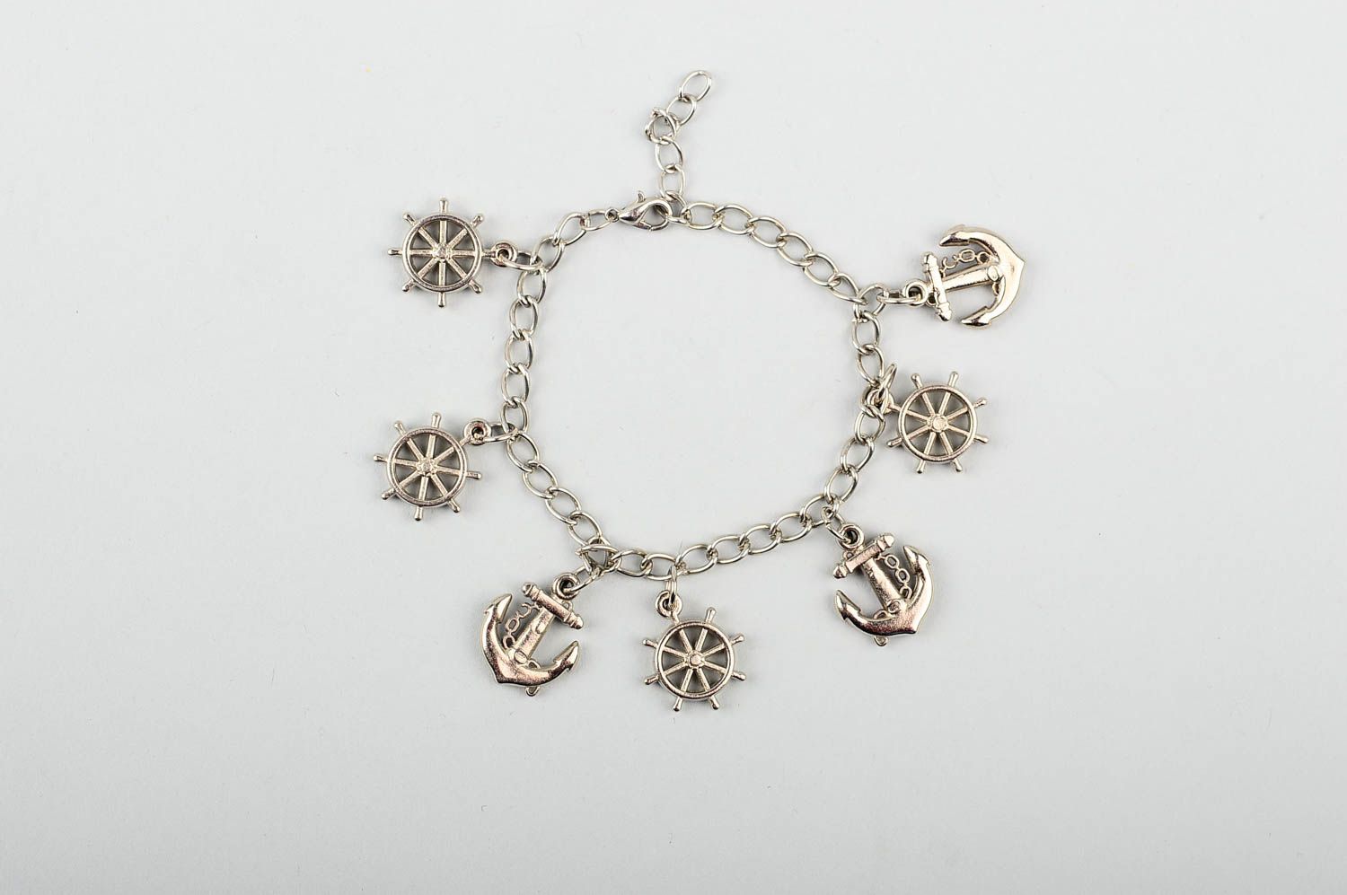 Handmade wrist metal bracelet feminine elegant bracelet stylish jewelry photo 1