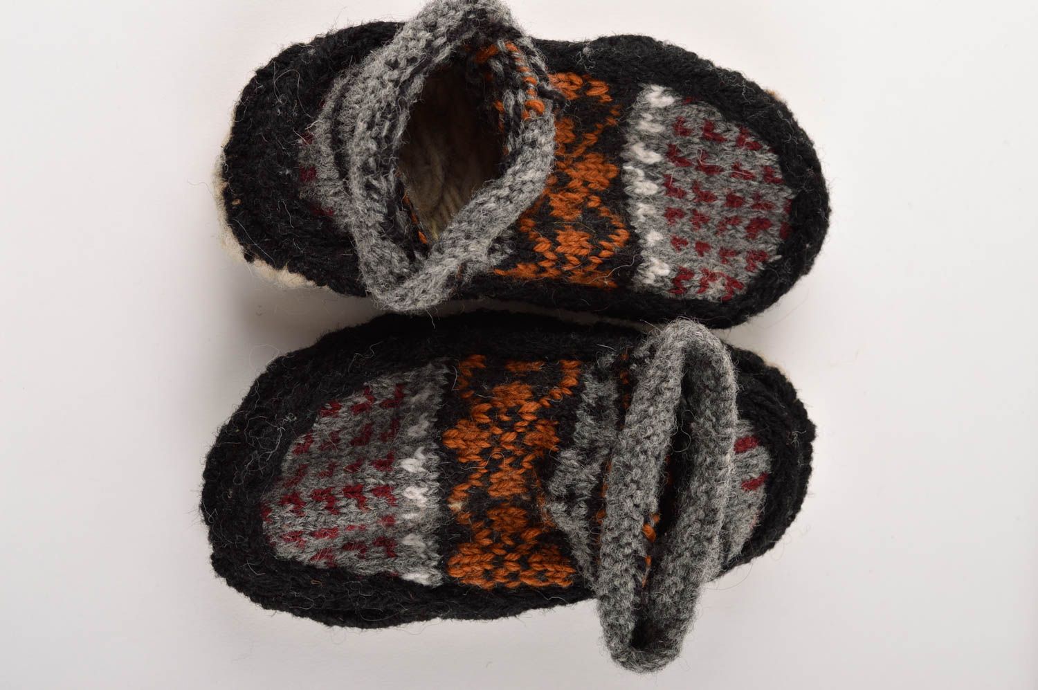Handmade home slippers warm knitted slippers for children present for kids photo 2
