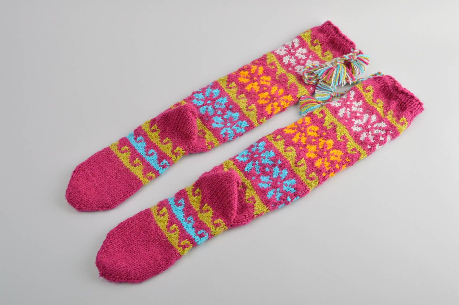 Шерстяные носки ручной работы женские носки розовые со снежинками носки крючком фото 3