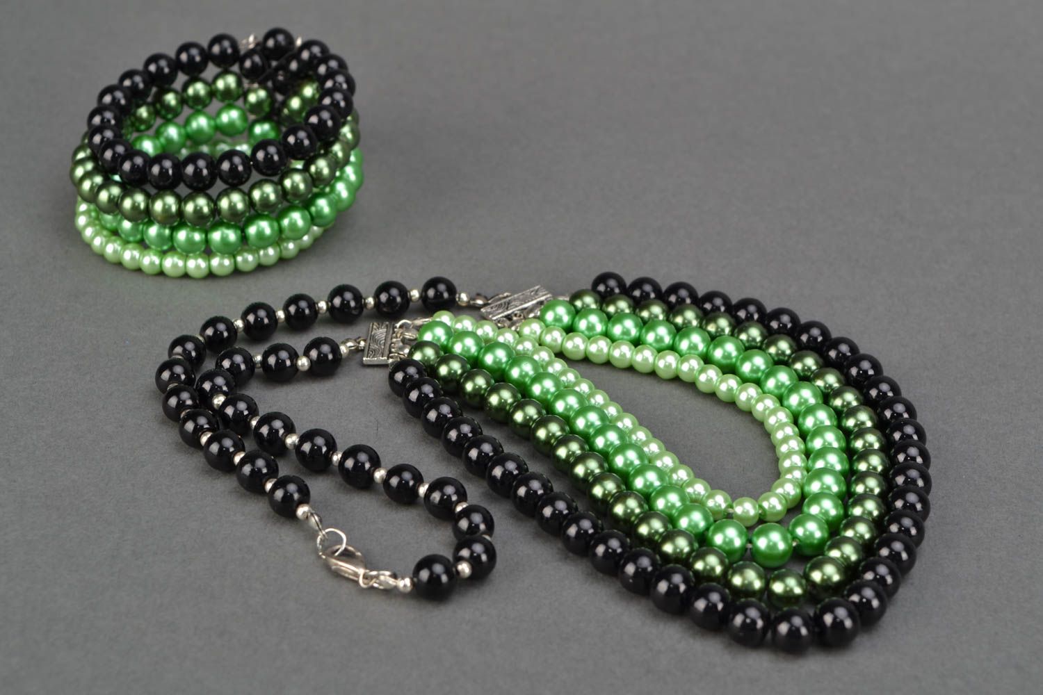Parure de bijoux en perles artificielles collier et bracelet  photo 4