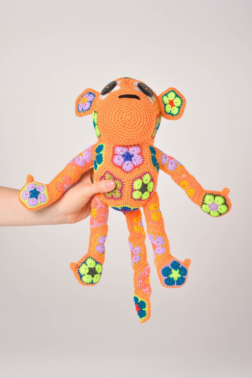 Peluche singe orange Jouet tricot fait main à motif floral Cadeau enfant photo 5