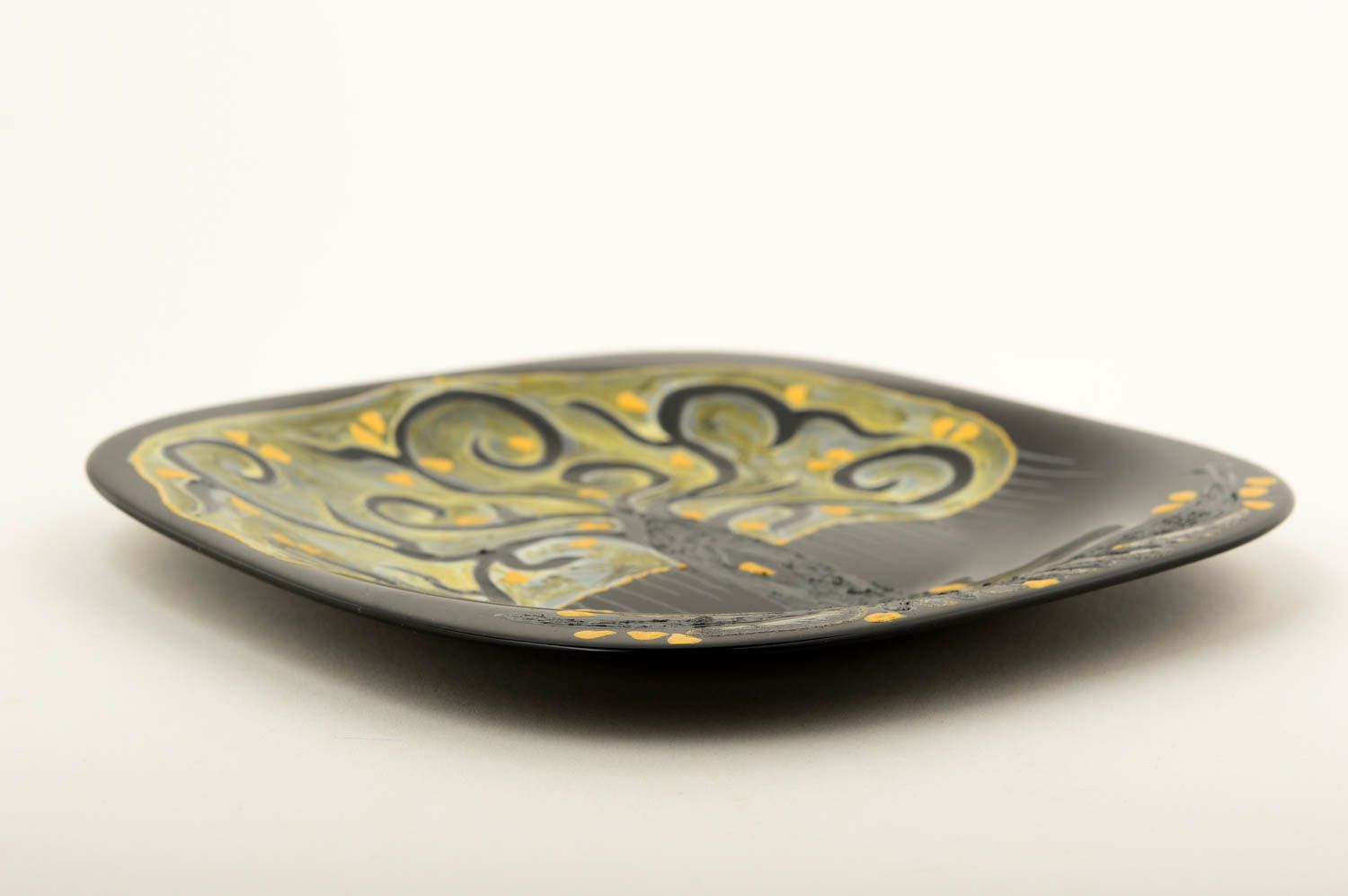 Стеклянная посуда ручной работы тарелка с росписью декор для квартиры Дерево фото 3