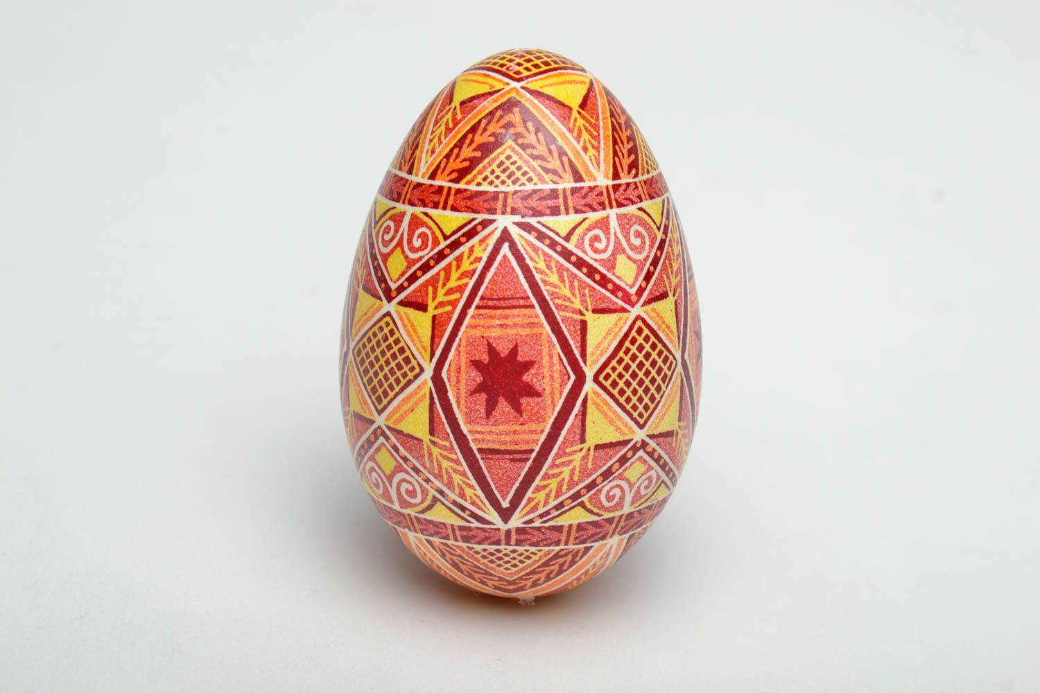 Beautiful traditional egg with painting photo 5