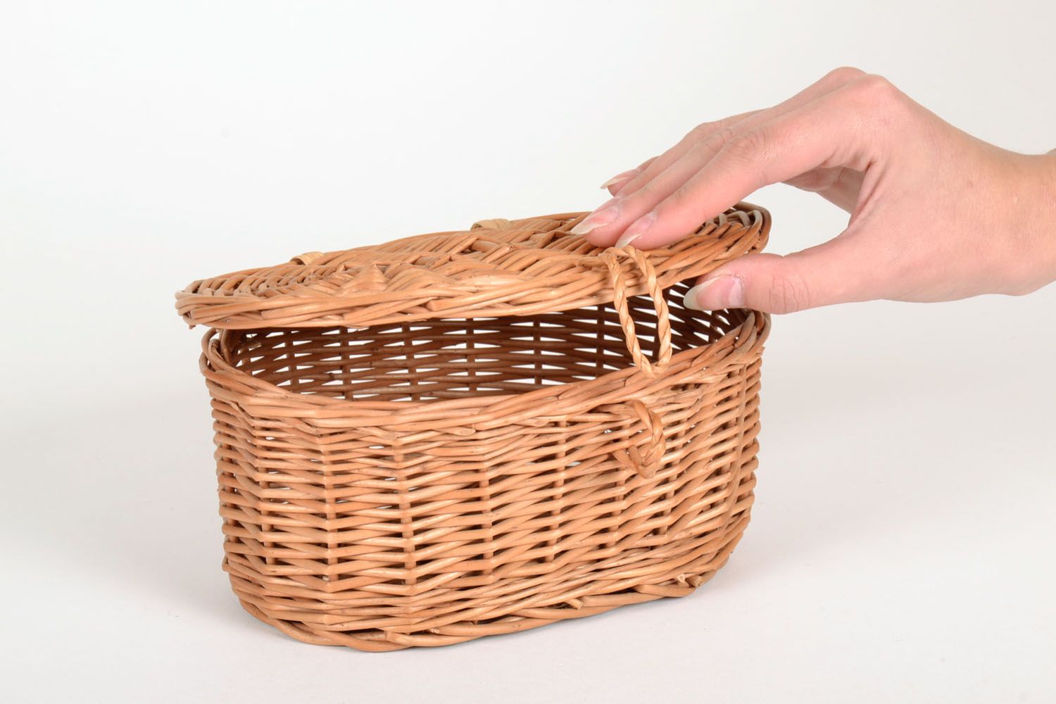 Woven picnic basket  photo 5