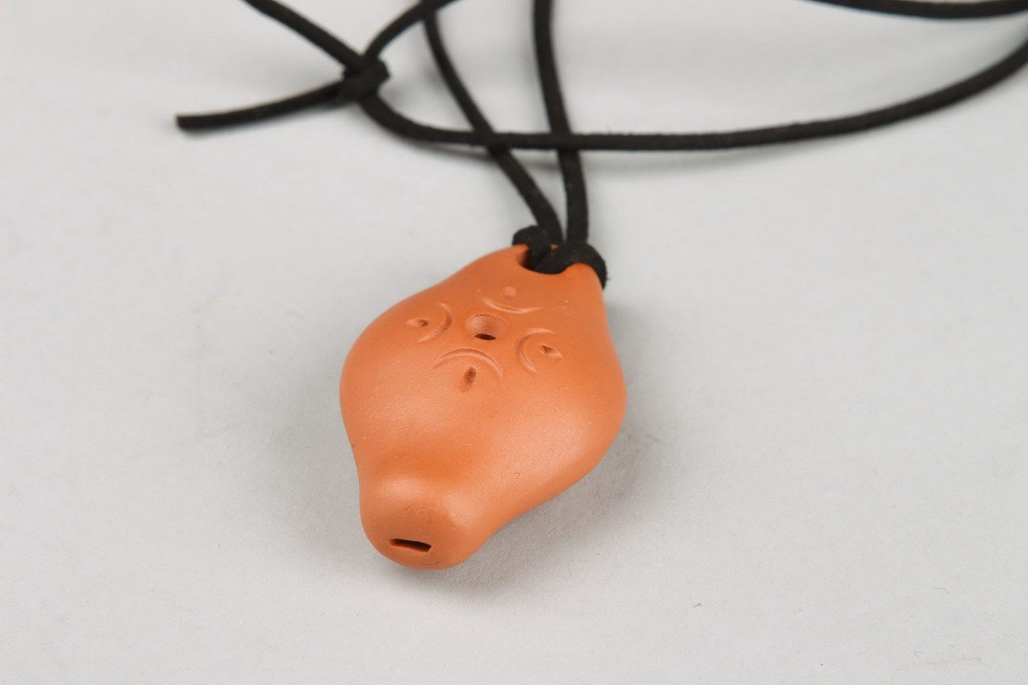 Ceramic tin whistle pendant, 2 sounds  photo 3