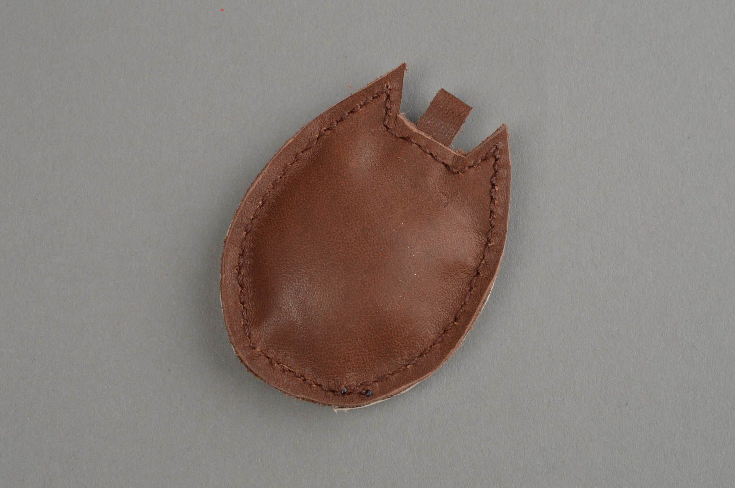 Joli porte-clés jouet en cuir en forme de hibou marron fait main accessoire photo 7