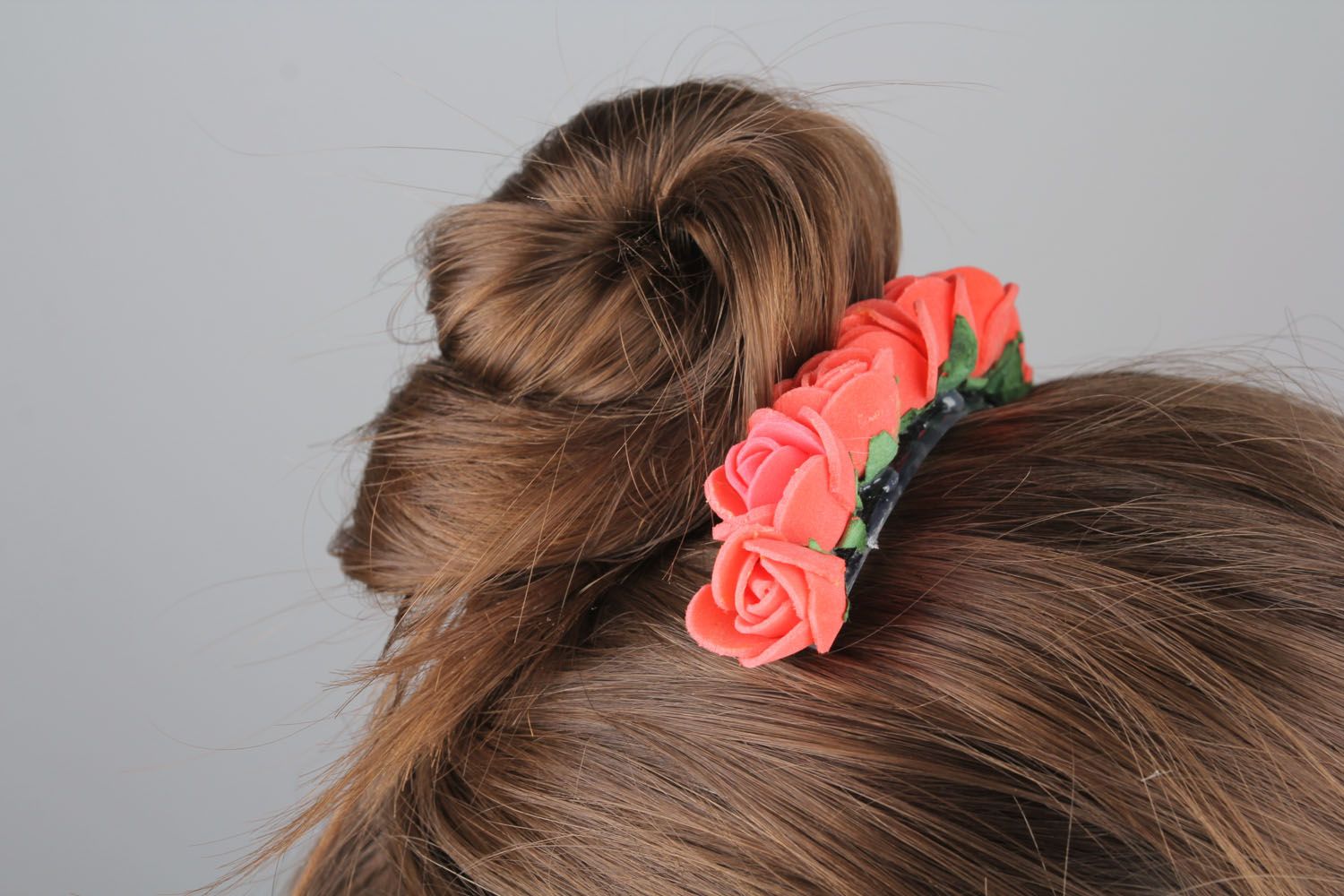 Rosa Haarspange mit Blumen  foto 1