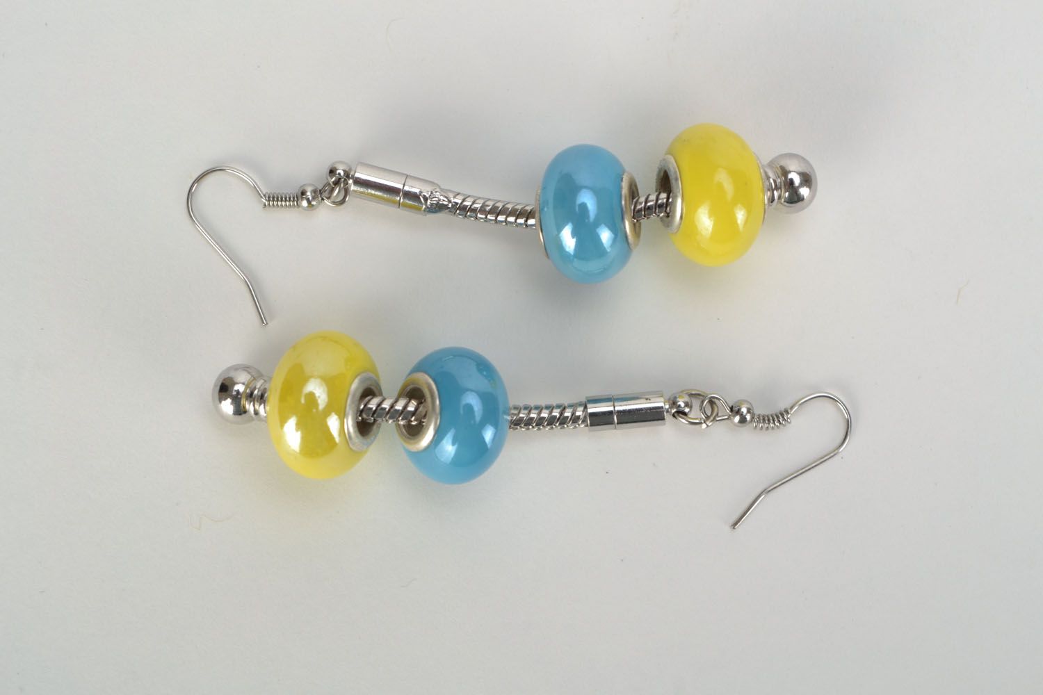 Bright earrings with beads photo 3