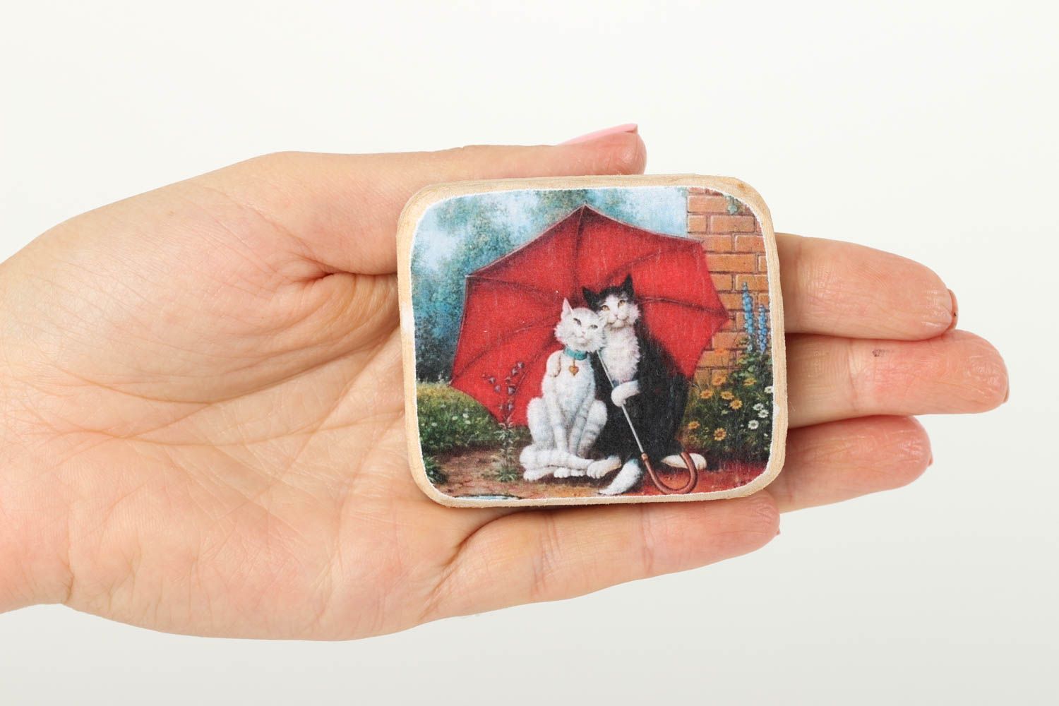 Магнит ручной работы подарок из дерева магнит на холодильник Влюбленные коты фото 5